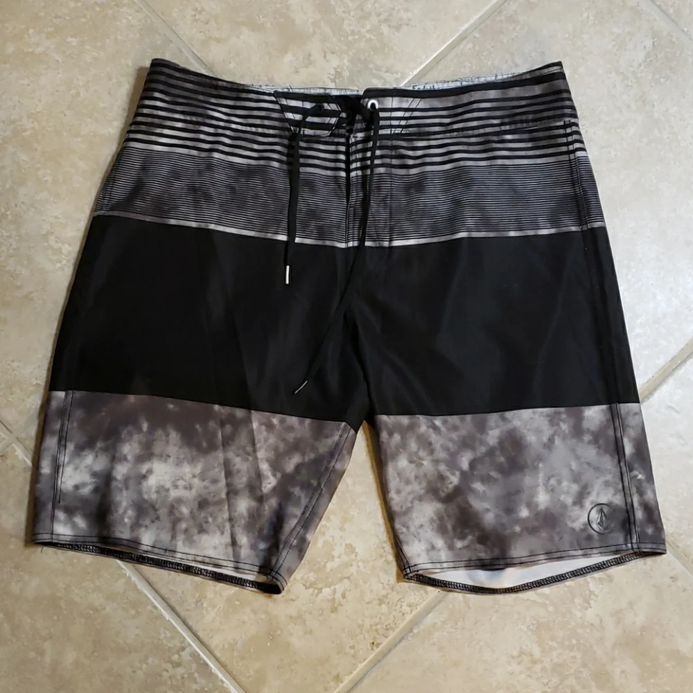 Volcom Men’s Black and Gray Striped Board Shorts